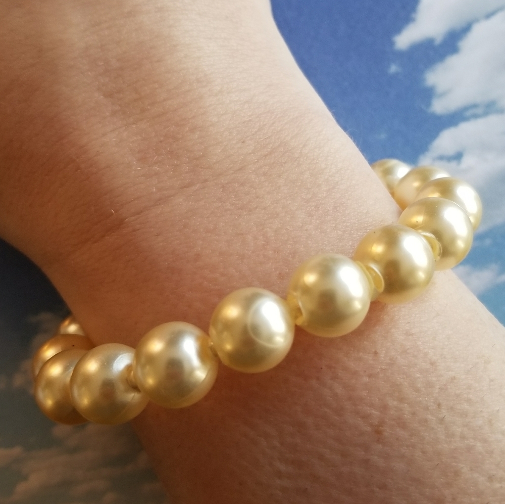 Vintage pop beads bracelet white pearl finish pearlcore